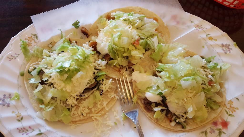 Taqueria Dos Charros | restaurant | 55 Cambon Dr, San Francisco, CA 94132, USA | 4153346075 OR +1 415-334-6075