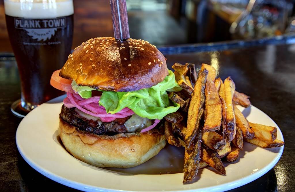 Plank Town Brewing Company | restaurant | 346 Main St, Springfield, OR 97477, USA | 5417461890 OR +1 541-746-1890