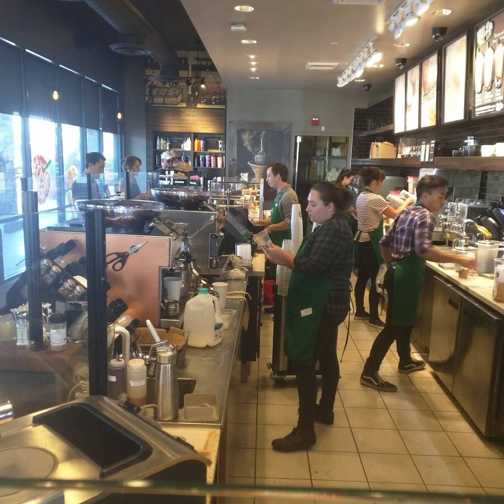Starbucks | cafe | 7101 Yorktown Ave #104, Huntington Beach, CA 92648, USA | 7143743325 OR +1 714-374-3325