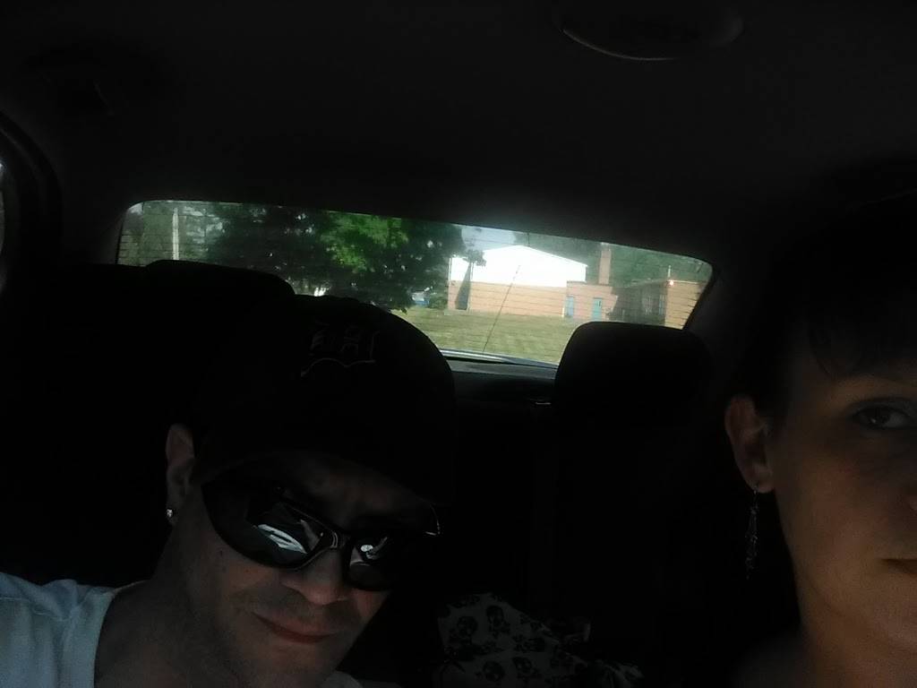 Ikes Ice Cream Shack | restaurant | 119 W Lake St, Crystal, MI 48818, USA | 9895844321 OR +1 989-584-4321