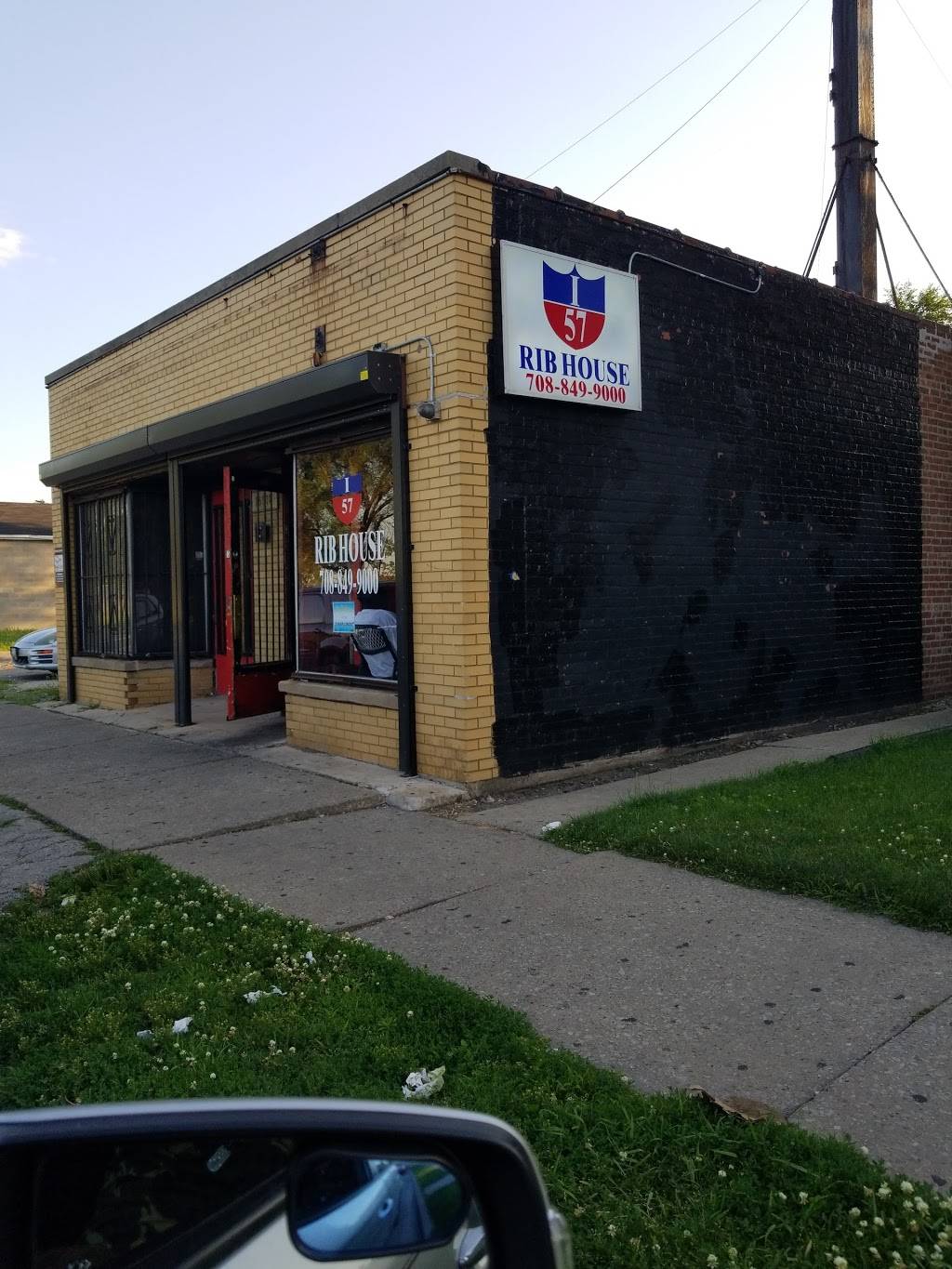 Chicago Pit Stop BBQ | restaurant | 14510 S Indiana Ave, Riverdale, IL 60827, USA | 7088499000 OR +1 708-849-9000