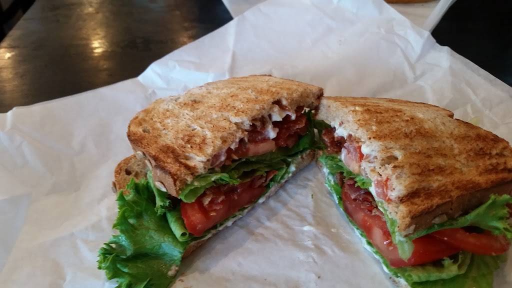 Merritts Grill | restaurant | 1009 S Columbia St, Chapel Hill, NC 27514, USA | 9199424897 OR +1 919-942-4897