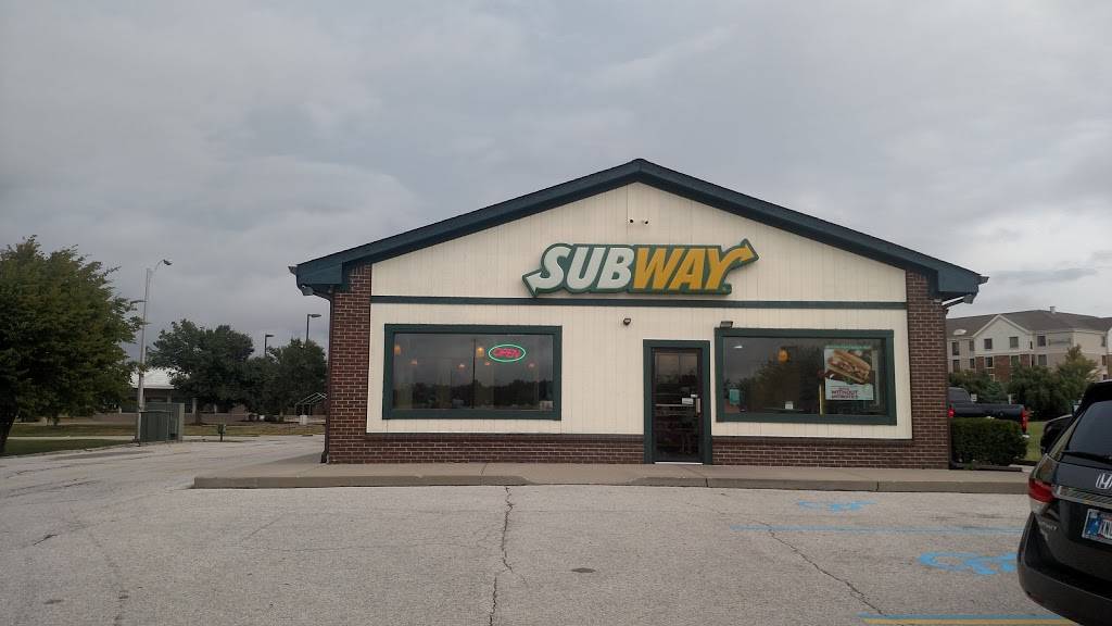 Subway Restaurants | restaurant | 6266 Cambridge Way, Plainfield, IN 46168, USA | 3178380373 OR +1 317-838-0373