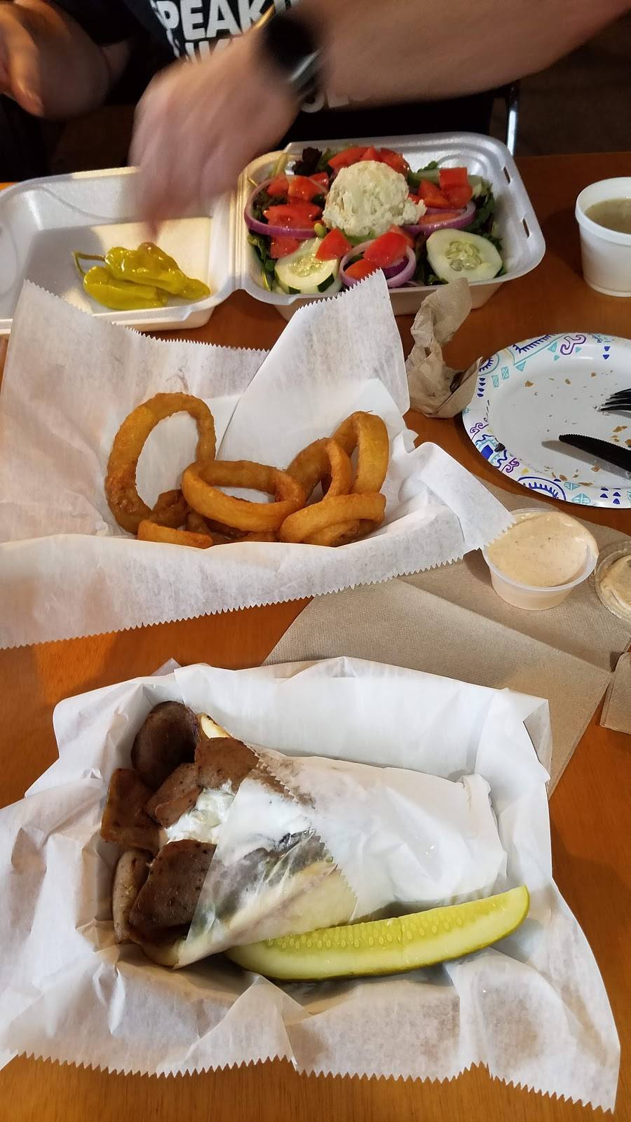 19 98 Grill & Country Store | restaurant | 17110 US-19, Fanning Springs, FL 32693, USA | 3524631998 OR +1 352-463-1998