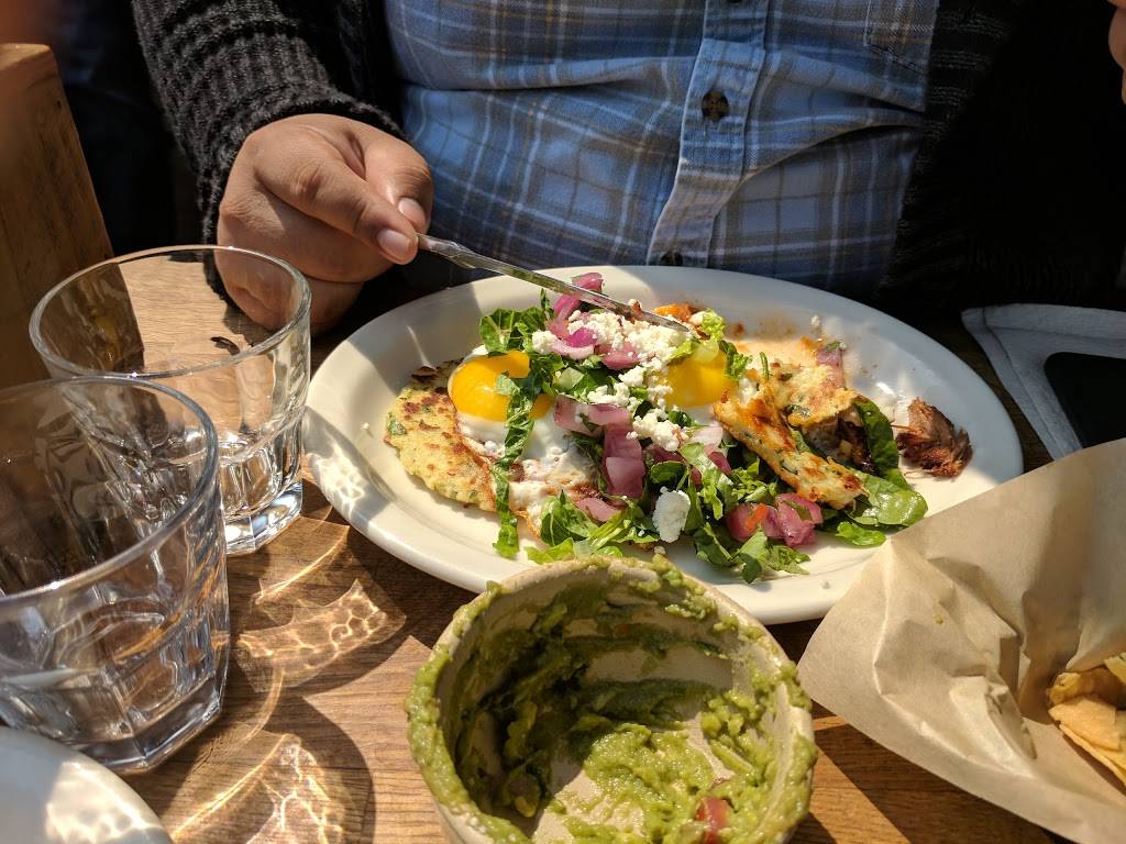 El Techo | restaurant | 2516 Mission St, San Francisco, CA 94110, USA | 4155506970 OR +1 415-550-6970