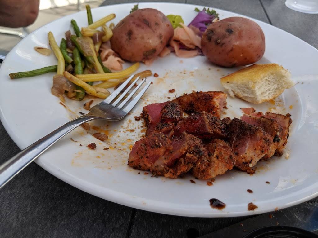 Boathouse On The Bay | restaurant | 10716 N Bay Shore Dr, Sister Bay, WI 54234, USA | 9208543223 OR +1 920-854-3223