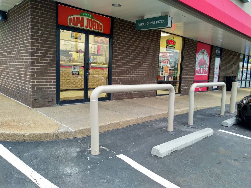 Papa Johns Pizza | restaurant | 15100 Frederick Rd, Rockville, MD 20850, USA | 3013407272 OR +1 301-340-7272