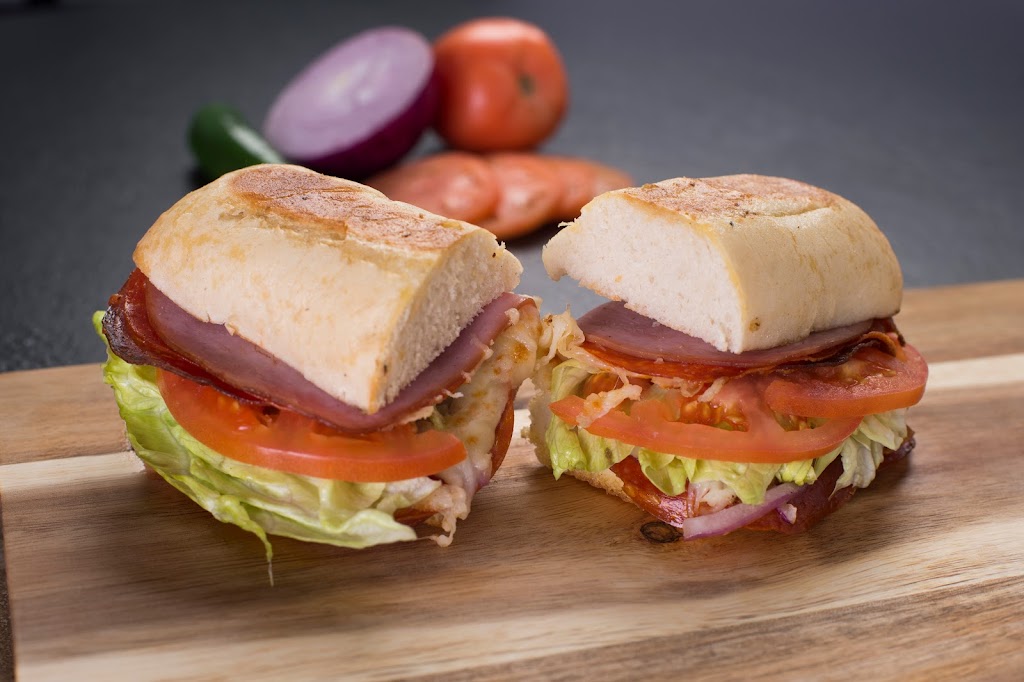 Elmos Pizza & Subs | restaurant | 1001 W Pike St, Goshen, IN 46526, USA | 5745383891 OR +1 574-538-3891