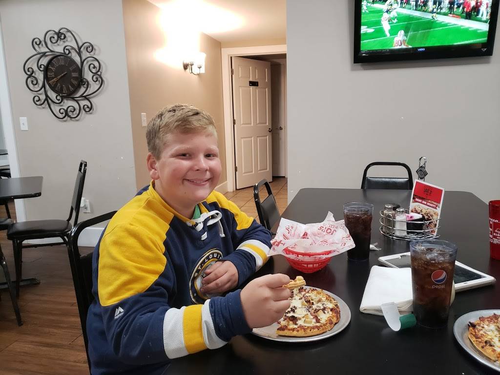 Joes pizza and pasta | restaurant | 117 N Main St, Columbia, IL 62236, USA | 6182817330 OR +1 618-281-7330