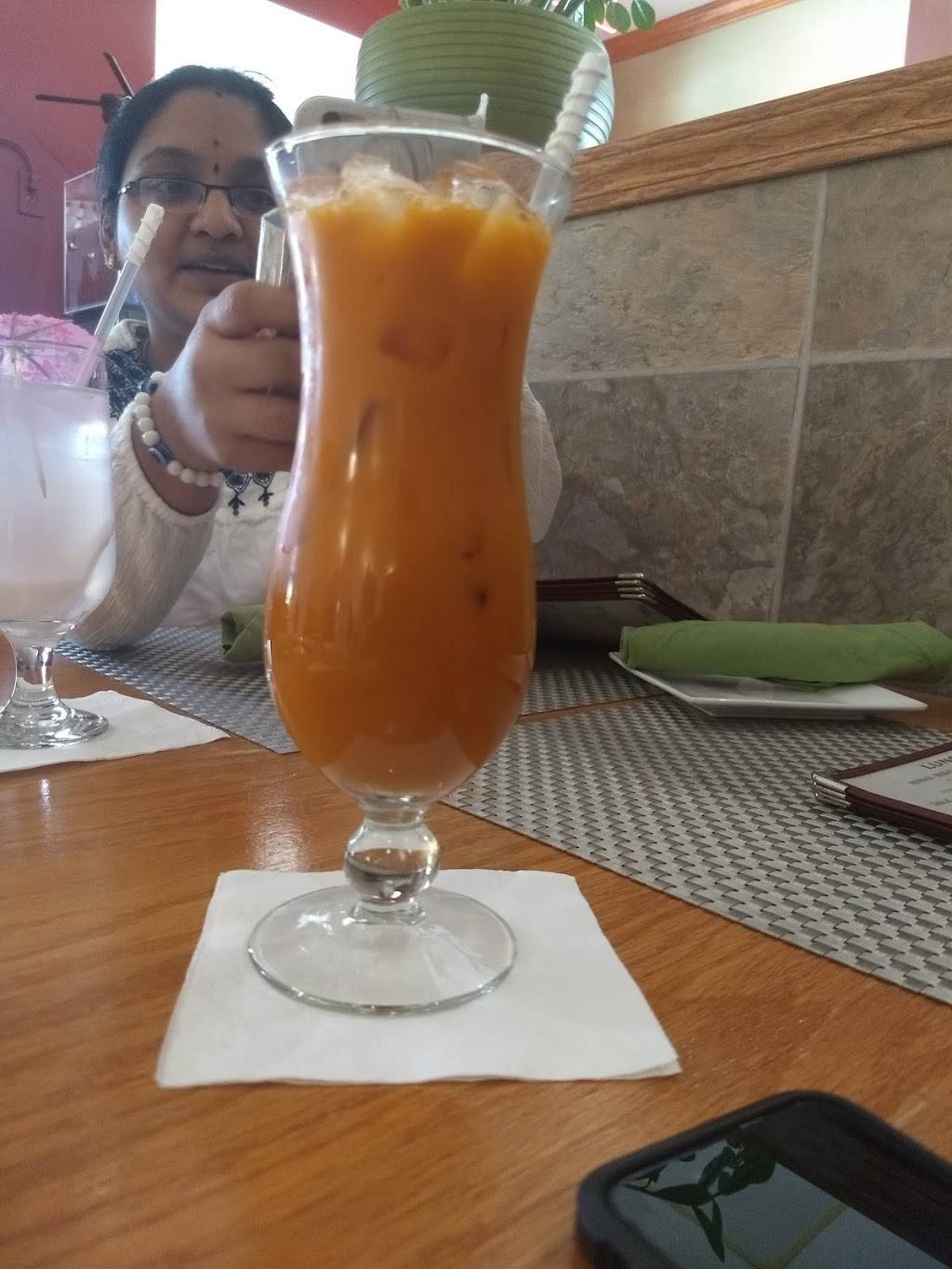 Thai Arroy | restaurant | 608 N Birdneck Rd, Virginia Beach, VA 23451, USA | 7579618868 OR +1 757-961-8868