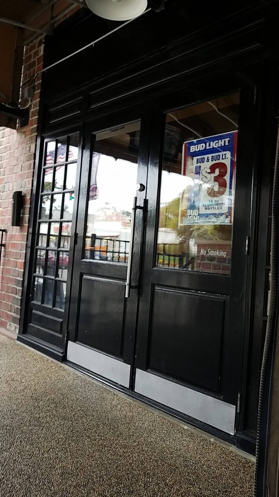 Broneys Alumni Grill | restaurant | 7 W Carpenter St, Athens, OH 45701, USA | 7405925900 OR +1 740-592-5900