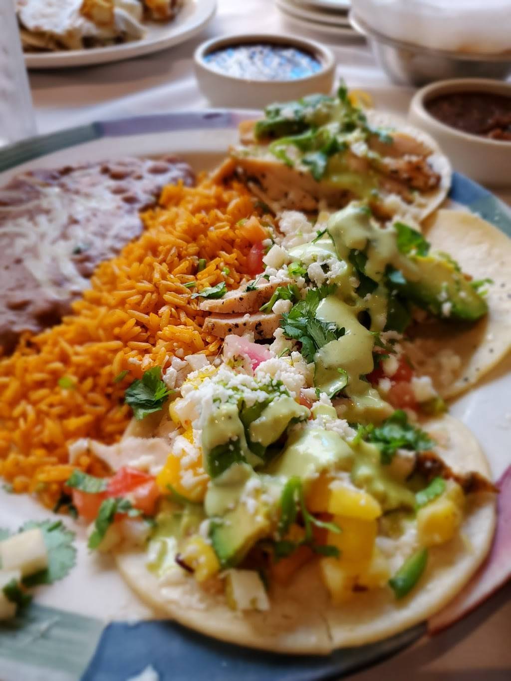 Cantina Laredo | restaurant | 530 Throckmorton St, Fort Worth, TX 76102, USA | 8178100773 OR +1 817-810-0773