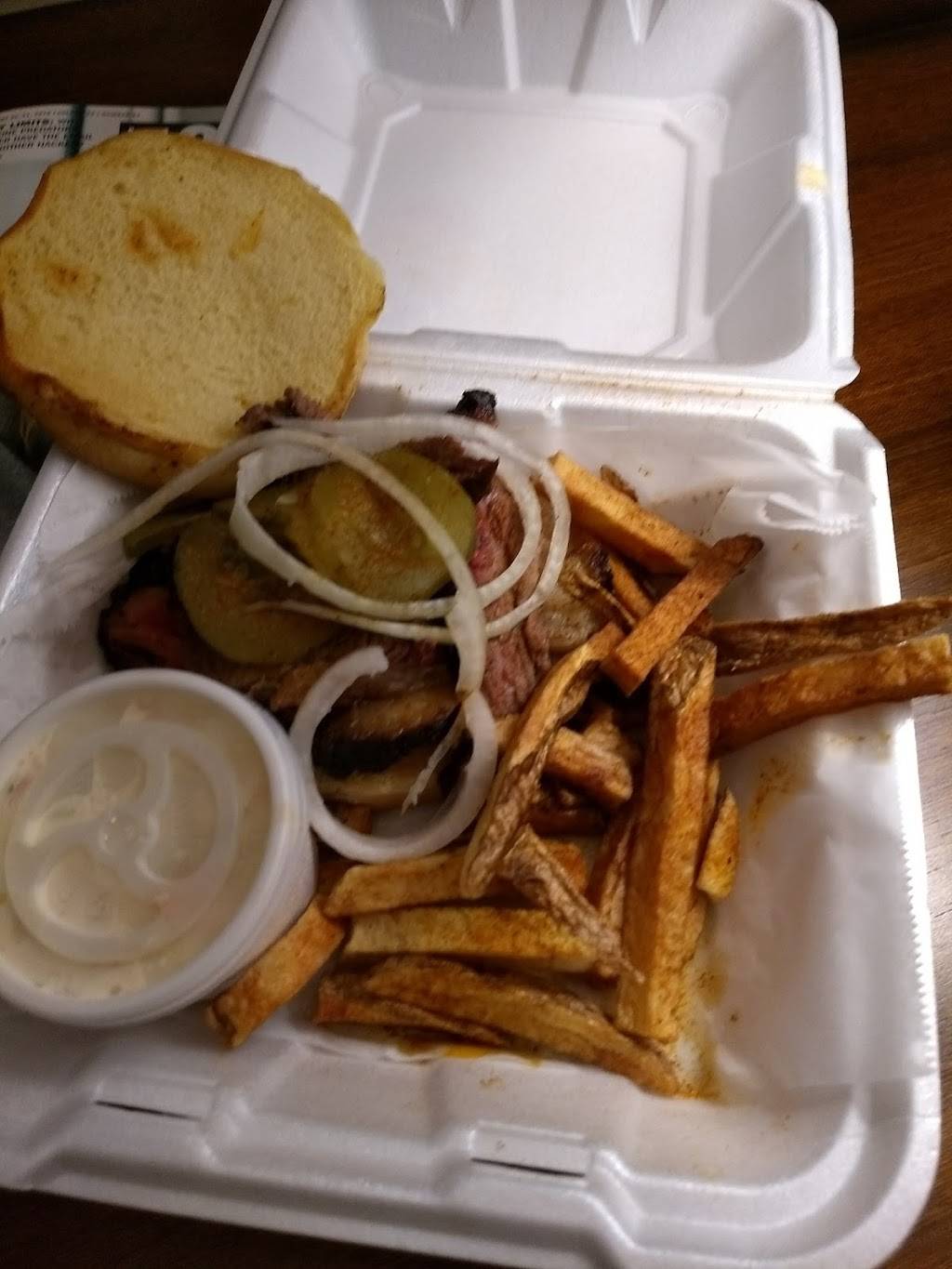 Gz Barbecue and Catering | restaurant | 925 Gallatin Ave, Nashville, TN 37206, USA | 6159536385 OR +1 615-953-6385