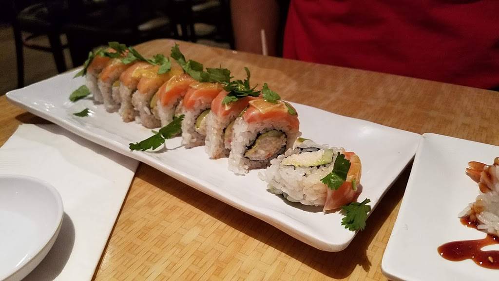 Ikura Sushi & Ramen | restaurant | 12205 Scripps Poway Pkwy #106, Poway, CA 92064, USA | 8585491818 OR +1 858-549-1818