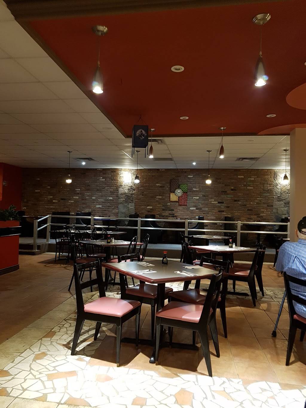 Ho Wah Restaurant | restaurant | 1073 Tecumseh Rd E, Windsor, ON N8W 1B3, Canada | 5199455251 OR +1 519-945-5251