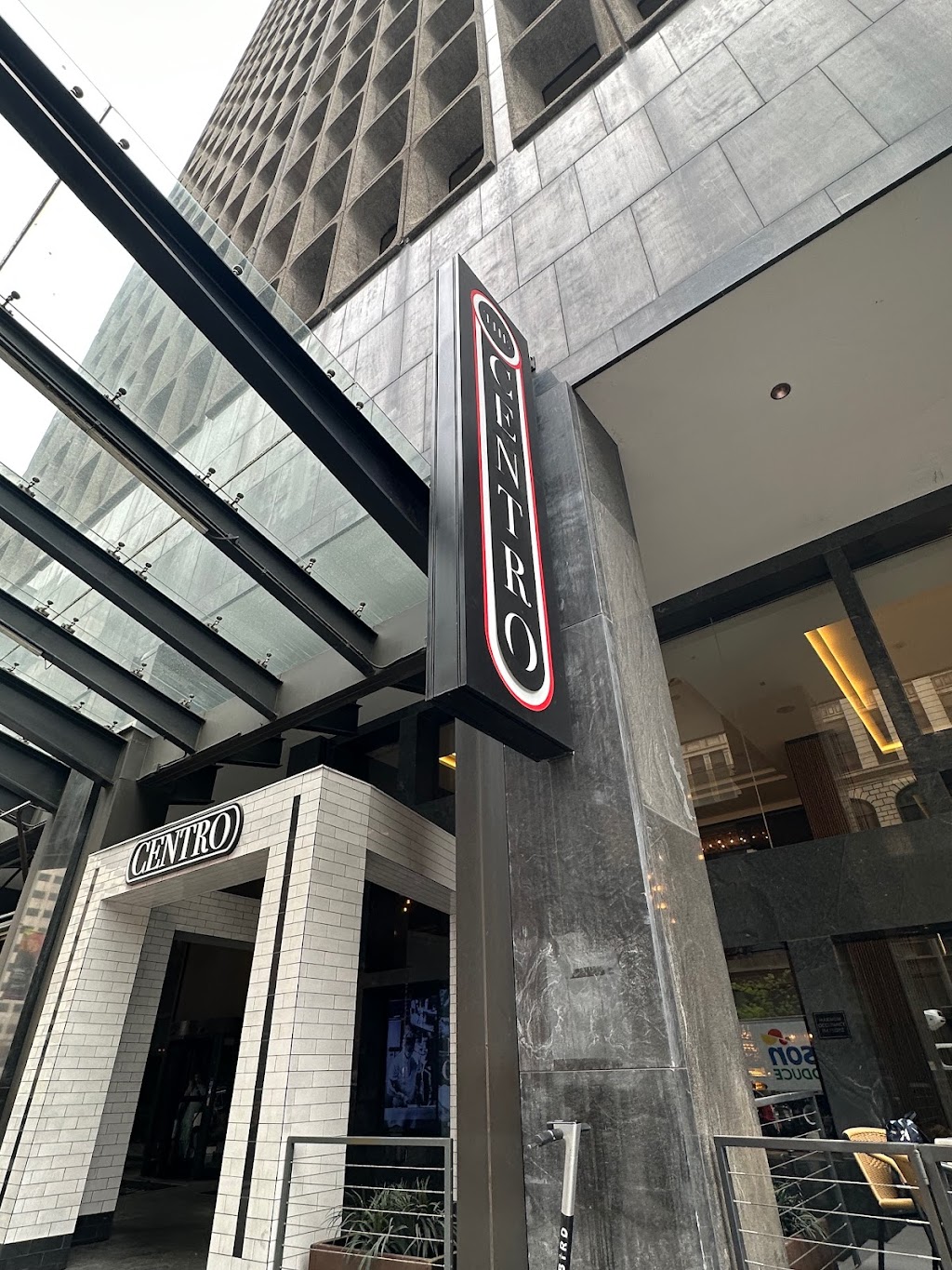 The Centro | restaurant | 2017 E 9th St, Cleveland, OH 44115, USA | 2163316289 OR +1 216-331-6289
