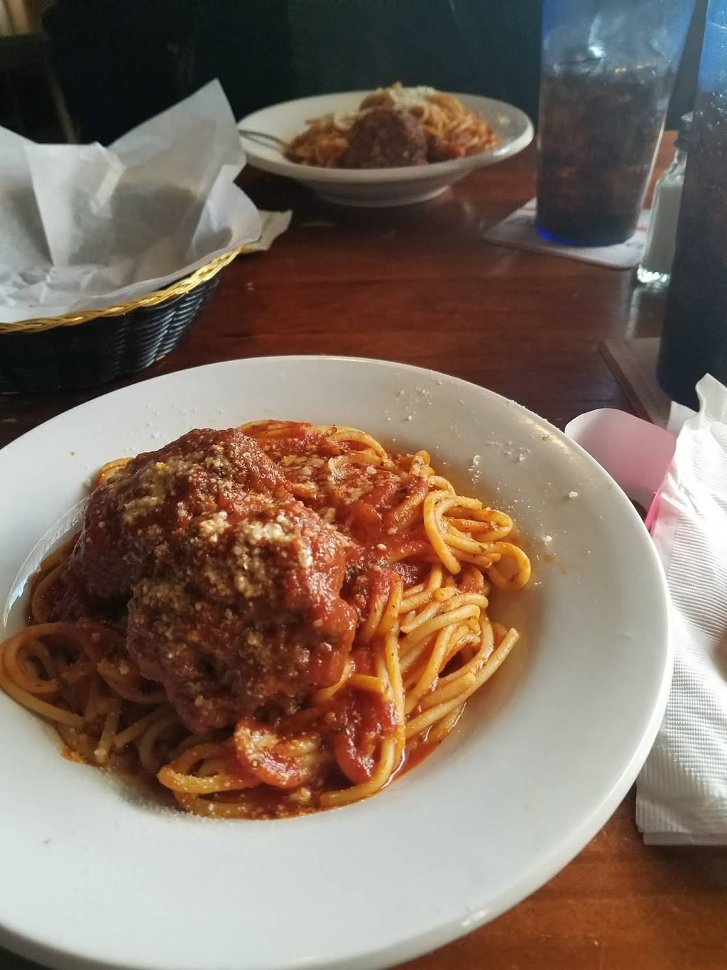 Failonis Restaurant | restaurant | 6715 Manchester Ave, St. Louis, MO 63139, USA | 3147815221 OR +1 314-781-5221