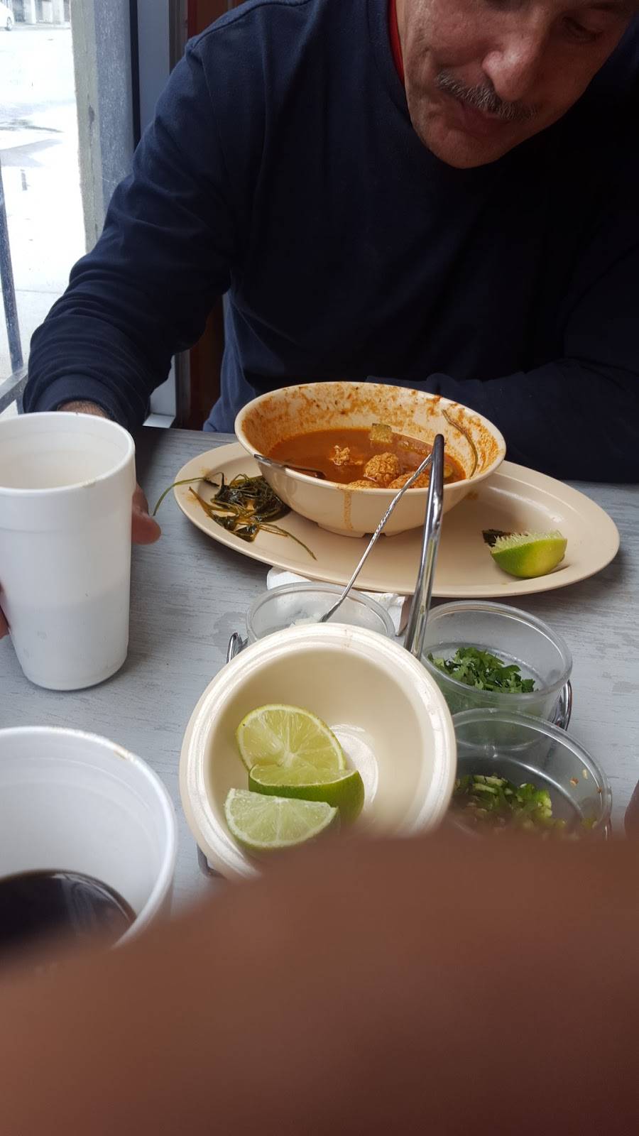 Joeys Restaurant | restaurant | 6001 S Hooper Ave, Los Angeles, CA 90001, USA | 3232345722 OR +1 323-234-5722