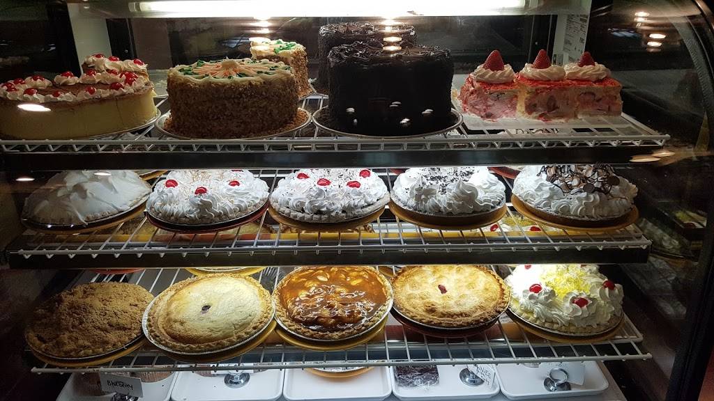 Round the Clock | restaurant | 219 Pine Lake Ave, La Porte, IN 46350, USA | 2193265817 OR +1 219-326-5817