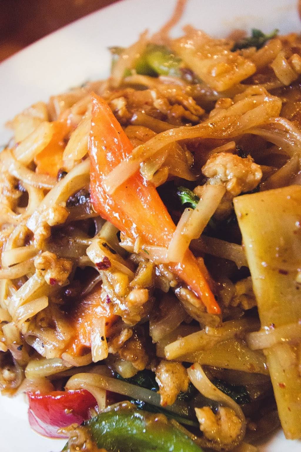 Siam Square Great Barrington | restaurant | 290 Main St, Great Barrington, MA 01230, USA | 4136449119 OR +1 413-644-9119