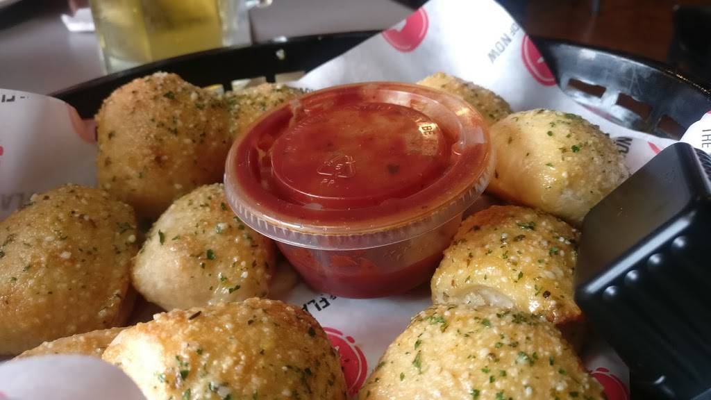 Pizza Hut | restaurant | 4200 S East St, Indianapolis, IN 46227, USA | 3177820013 OR +1 317-782-0013