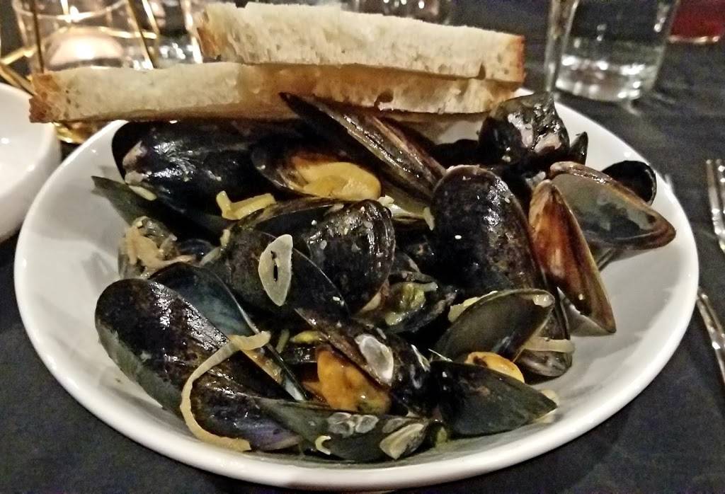 OAKED | restaurant | 1031 Lynch St, St. Louis, MO 63118, USA | 3143057517 OR +1 314-305-7517