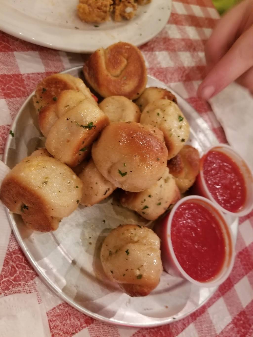 Little Carmines N.Y. Pizza Kitchen | restaurant | 523 Benfield Rd, Severna Park, MD 21146, USA | 4104326160 OR +1 410-432-6160