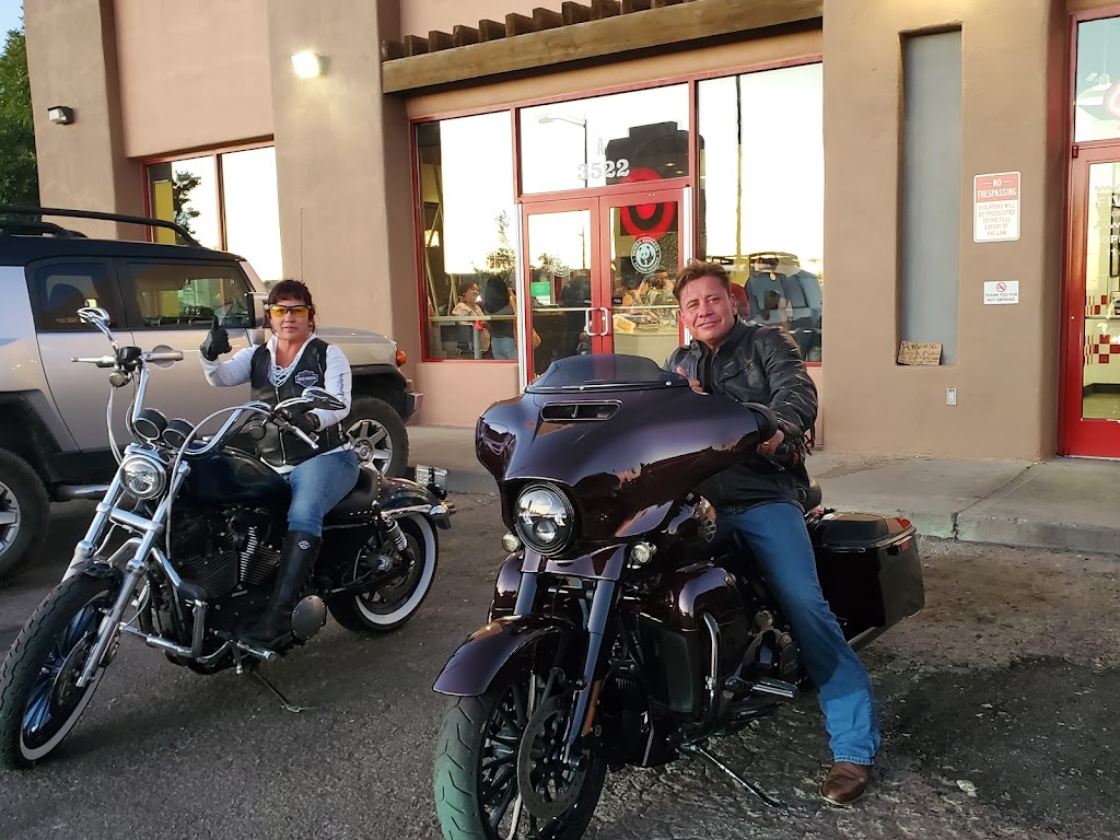 Panda Express | restaurant | 3522 Zafarano Dr f1, Santa Fe, NM 87505, USA | 5054717707 OR +1 505-471-7707