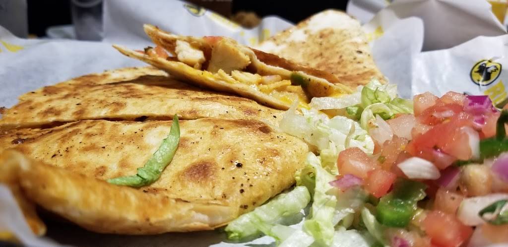 Buffalo Wild Wings | meal takeaway | 3010 Classen Blvd, Norman, OK 73072, USA | 4057018254 OR +1 405-701-8254