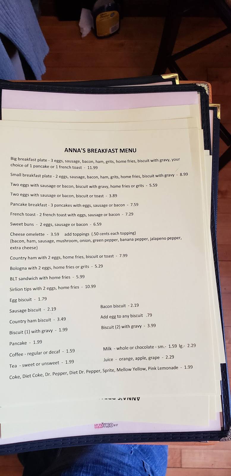 Annas Restaurant | restaurant | 100 Monroe St, Narrows, VA 24124, USA | 5407263545 OR +1 540-726-3545