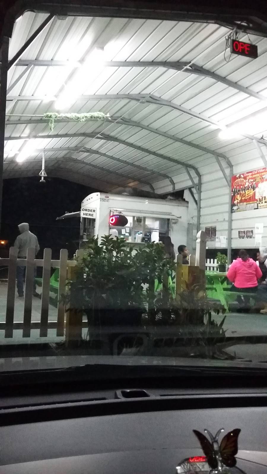 Tortas Y Tacos Dona Orlanda | restaurant | 37511 Lock St, Dade City, FL 33523, USA | 3524244371 OR +1 352-424-4371