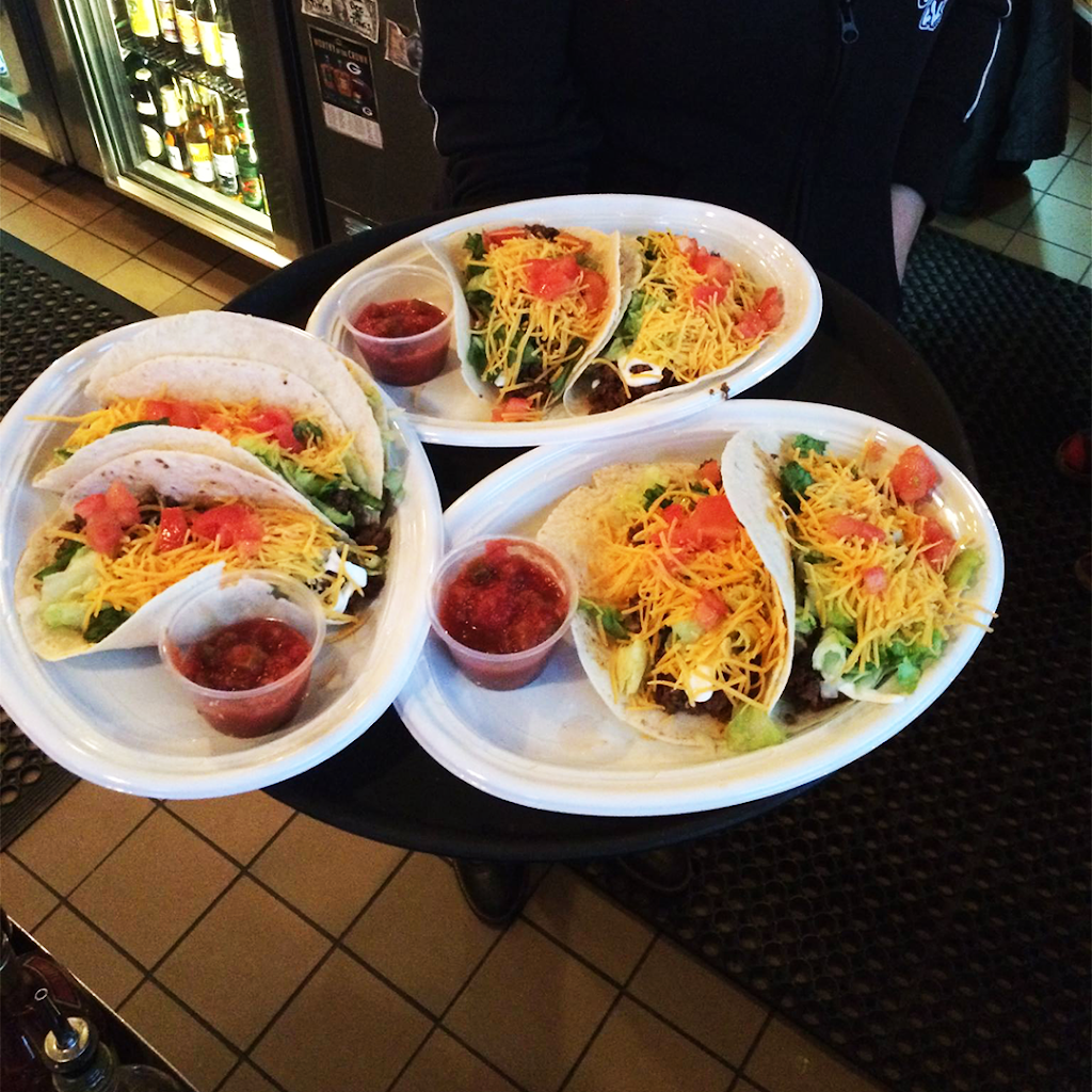 Berts Bar & Grill | restaurant | 3907 S Lake Dr, St Francis, WI 53235, USA | 4147443722 OR +1 414-744-3722