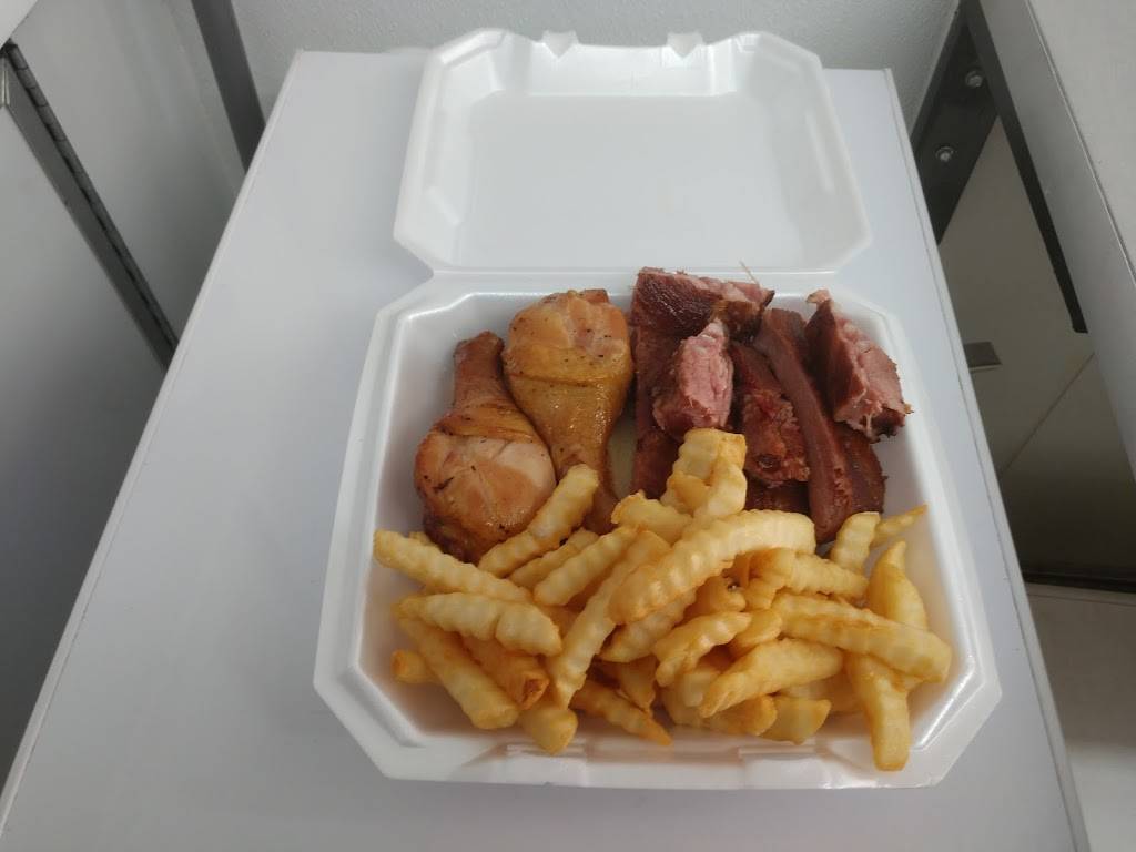 Chef Dads BBQ | restaurant | 1003 N 25th St, Fort Pierce, FL 34947, USA | 7725192464 OR +1 772-519-2464