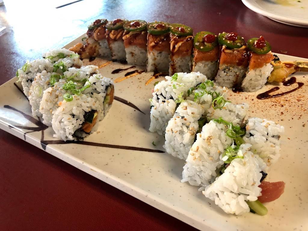 Hamachi Asian Bistro & Sushi | restaurant | 1440 S Country Club Dr Suite #3, Mesa, AZ 85210, USA | 4806216800 OR +1 480-621-6800