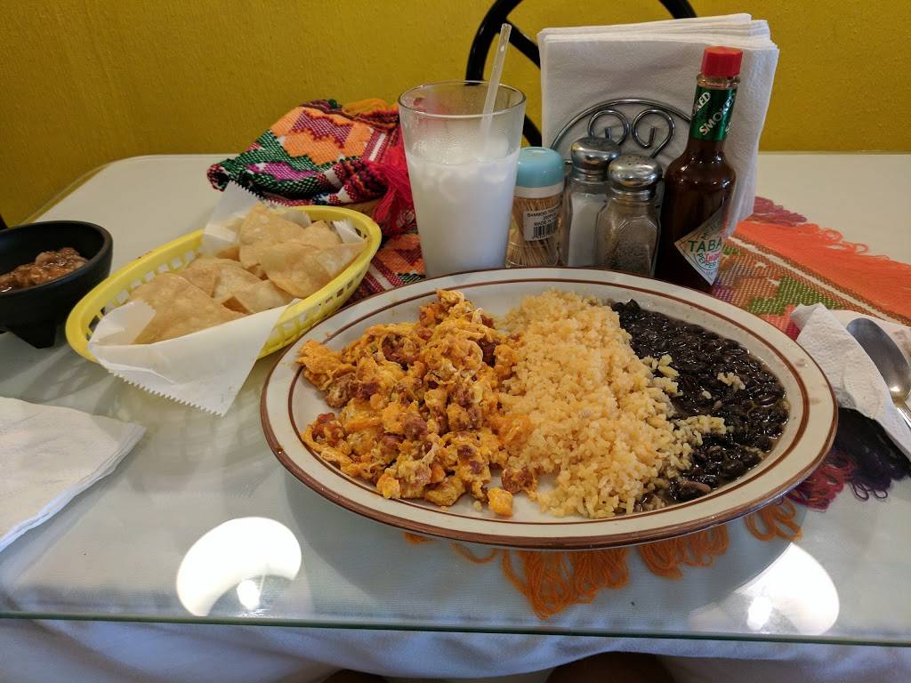 Carlos Mexican Food | restaurant | 71A Newark Pompton Turnpike, Little Falls, NJ 07424, USA | 9732722162 OR +1 973-272-2162