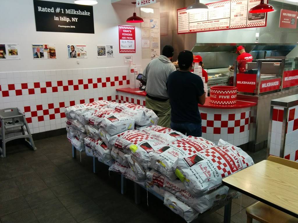 Five Guys | meal takeaway | 2280 Mendocino Ave, Santa Rosa, CA 95401, USA | 7075282507 OR +1 707-528-2507