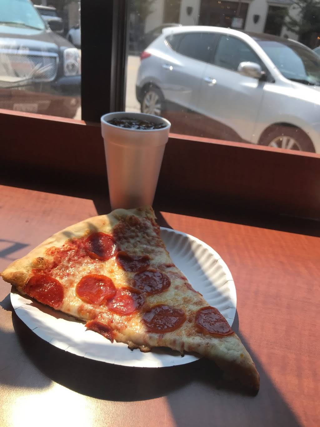 New York Slices | meal delivery | 1843 2nd St, Highland Park, IL 60035, USA | 8474326979 OR +1 847-432-6979