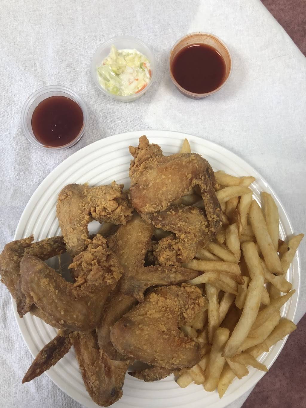 Papas Philly and Fish | restaurant | 321 E Glenwood Lansing Rd, Glenwood, IL 60425, USA | 7082486004 OR +1 708-248-6004