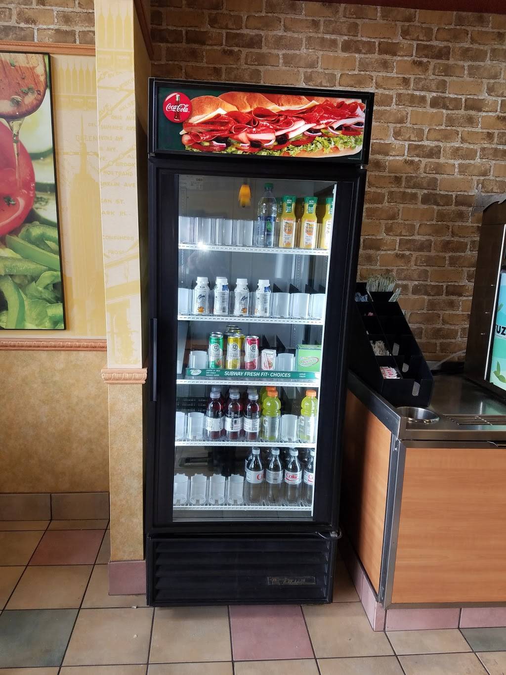 Subway Restaurants | restaurant | 3535 S Interstate 35, Denton, TX 76210, USA | 9403843429 OR +1 940-384-3429