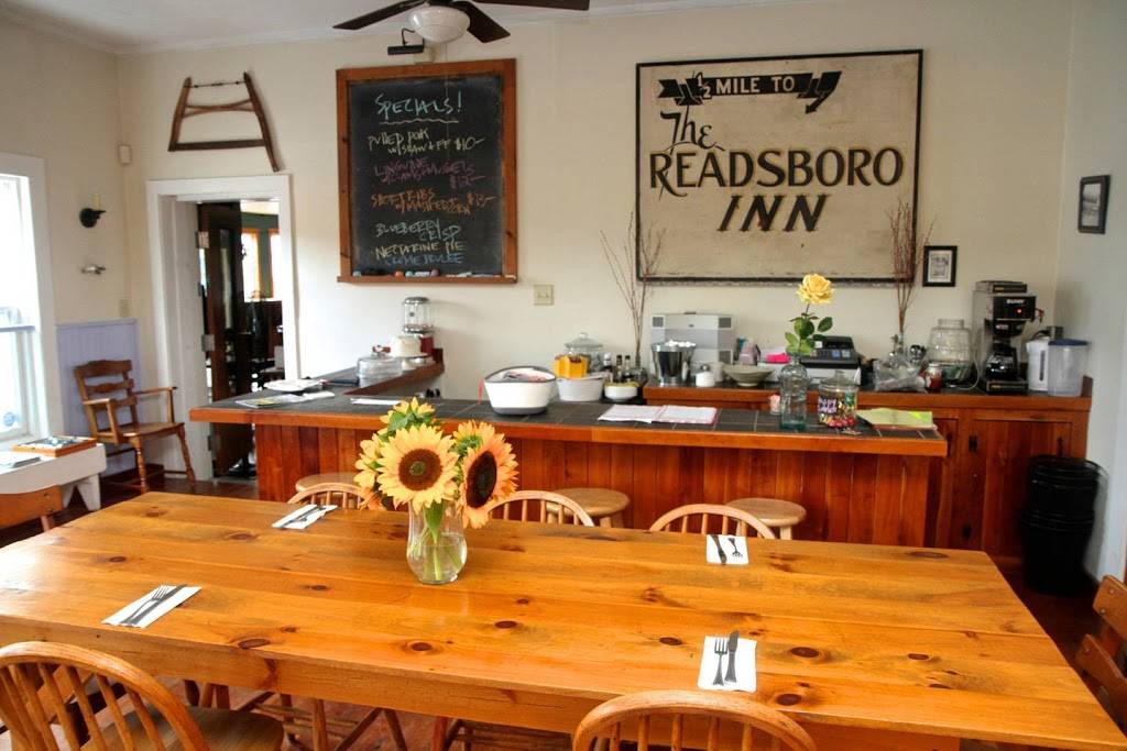 Readsboro Inn | restaurant | 7077 E Main St, Readsboro, VT 05350, USA | 8024237077 OR +1 802-423-7077