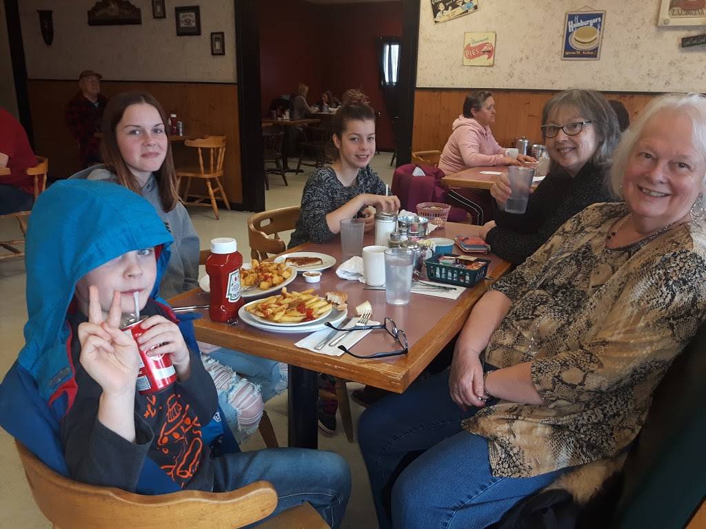 Tammys Country Kitchen | restaurant | 300 Dundas St W, Napanee, ON K7R 2B4, Canada | 6133541740 OR +1 613-354-1740