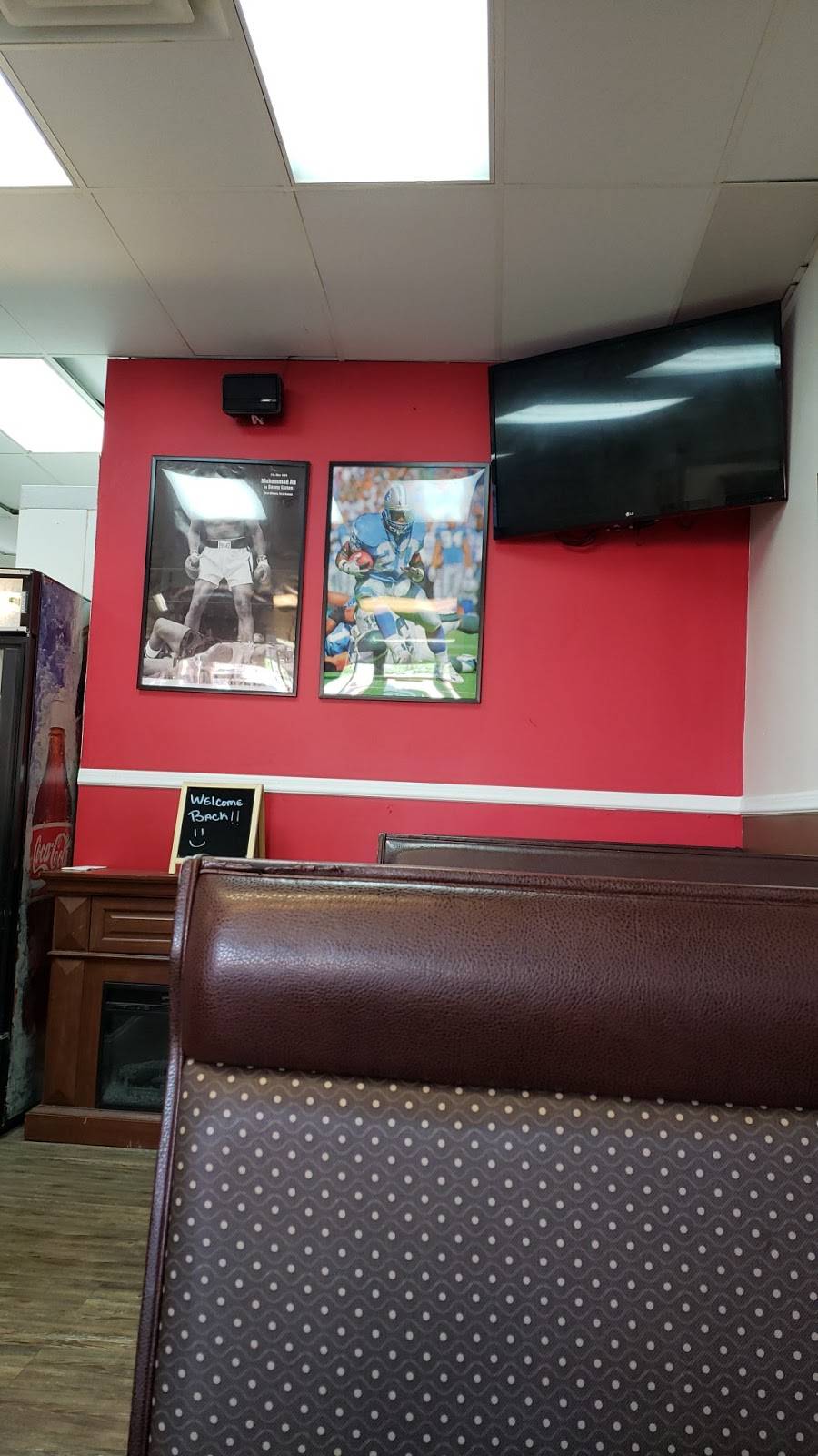 The Avenue An International Kitchen | restaurant | 19163 Livernois, Detroit, MI 48221, USA | 3133400363 OR +1 313-340-0363