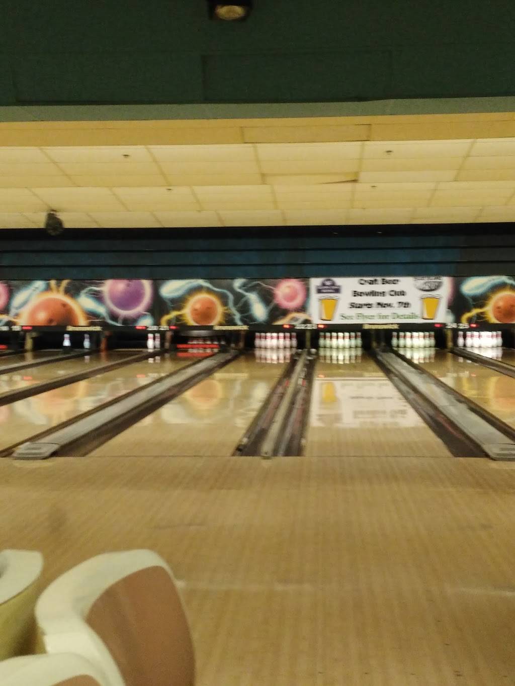 Burr Oak Bowl | meal takeaway | 3030 Burr Oak Ave, Blue Island, IL 60406, USA | 7083892800 OR +1 708-389-2800