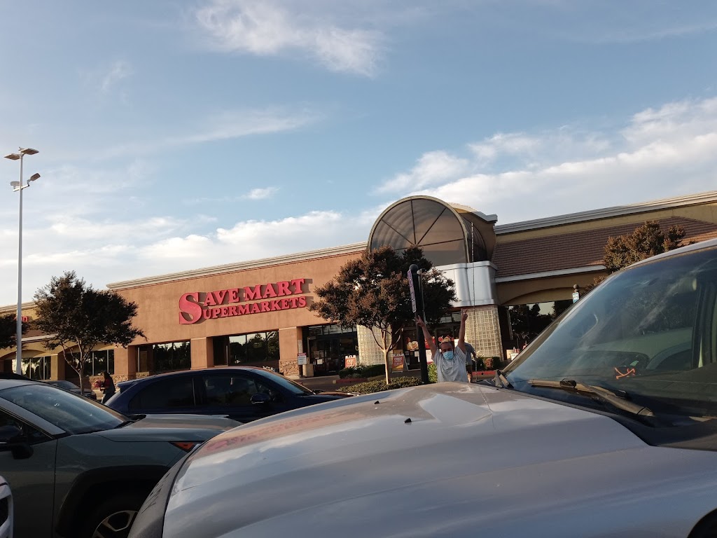 Save Mart | meal delivery | 1701 Bellevue Rd, Atwater, CA 95301, USA | 2093579840 OR +1 209-357-9840