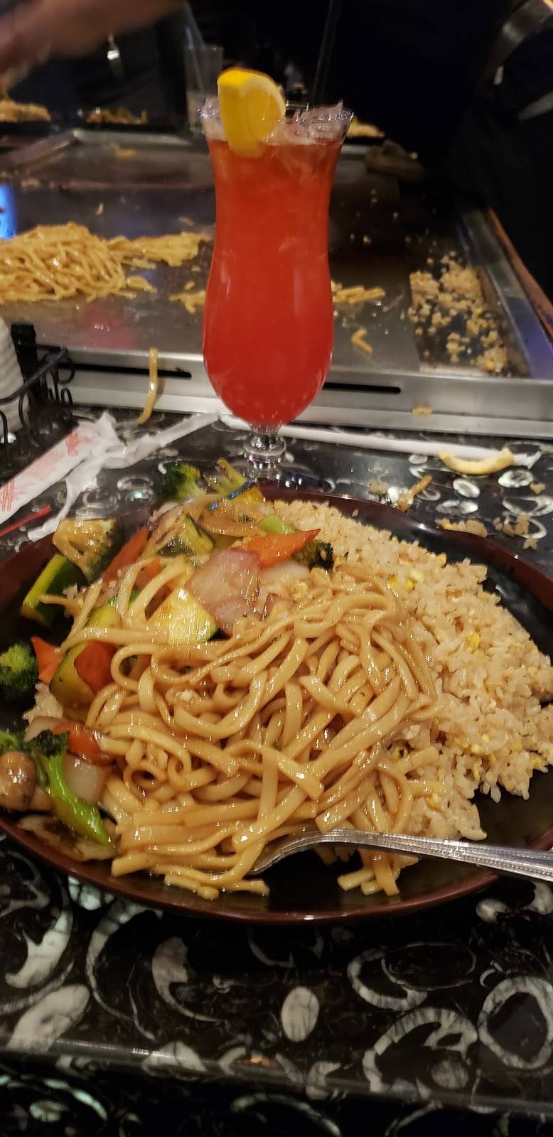 Mr. Hibachi | restaurant | 5005 S Cooper St #151, Arlington, TX 76017, USA | 8175836723 OR +1 817-583-6723