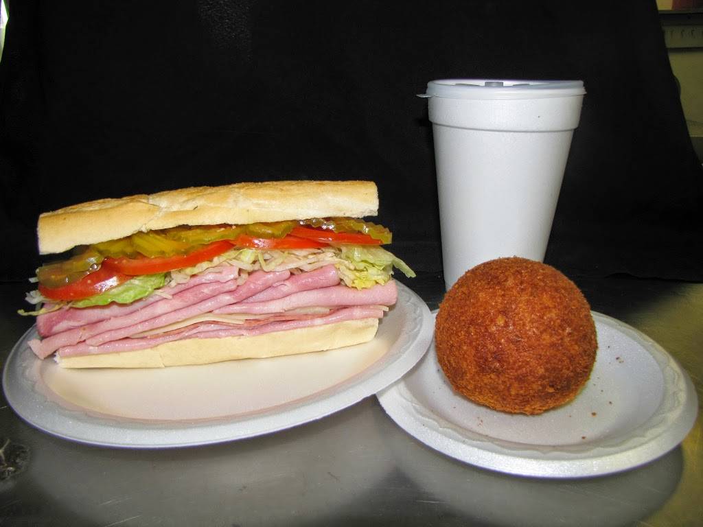 Frank and Papi Latin Restaurant | cafe | 7315 E Broadway Ave, Tampa, FL 33619, USA | 8136212764 OR +1 813-621-2764