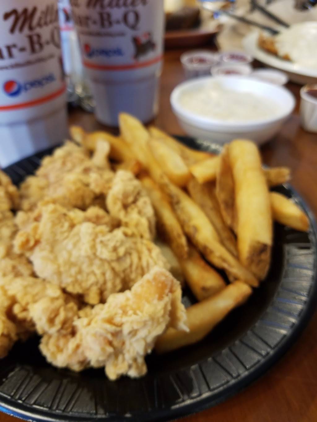 Bill Miller Bar-B-Q | restaurant | 13151 NW Military Hwy, San Antonio, TX 78231, USA | 2104927385 OR +1 210-492-7385