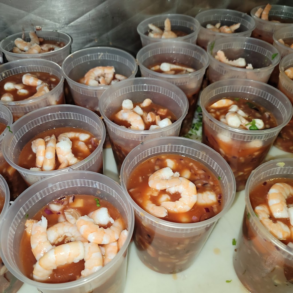 Mariscos el Pescador | restaurant | 112 E Bishop St, Santa Ana, CA 92701, USA | 7148053389 OR +1 714-805-3389