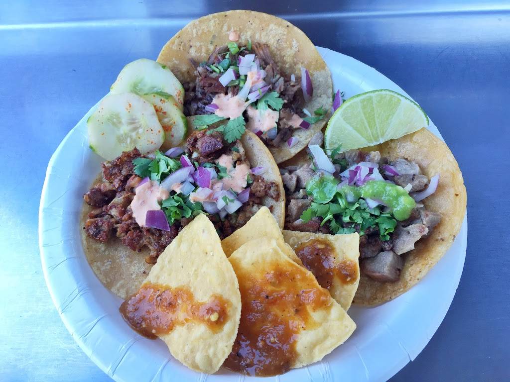 Mamacitas Tacos | restaurant | 555 Showers Dr, Mountain View, CA 94040, USA | 6502766215 OR +1 650-276-6215