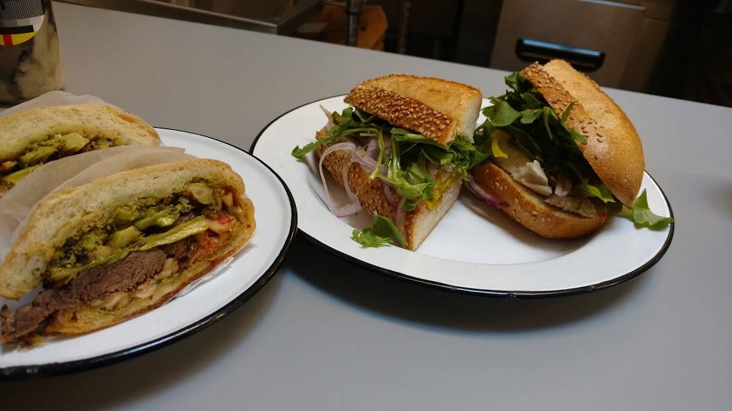 Court Street Grocers LaGuardia Place | restaurant | 540 LaGuardia Pl, New York, NY 10012, USA | 2127779292 OR +1 212-777-9292